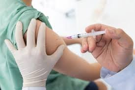 Alertan por riesgo sanitario que implica el “desplome inédito” en la vacunación infantil