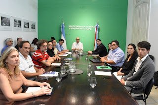 Paritaria: los gremios docentes rechazaron la propuesta y convocaron a un paro