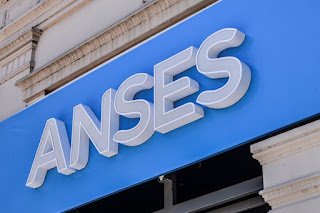 La Corte Suprema suspendió por 90 días los pagos de juicios a la ANSES