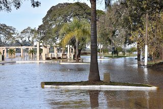 El río Uruguay continúa su paulatino descenso frente al puerto de Concordia