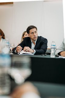 Colello: “Heredamos una deuda mala de más de 500 millones de dólares y los vencimientos caen en nuestra gestión”