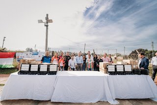 El gobierno provincial entregó luminarias y aportes a tres clubes de Concordia