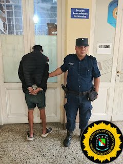 Detenido  por violar restricción y dañar la casa de su madre