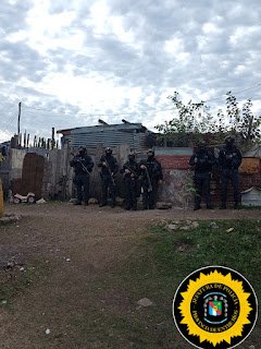 Allanamientos en barrio Independencia: secuestran droga y detienen a tres personas