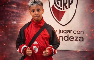 Concordia: con 9 años,  firmó su fichaje en AFA para River Plate
