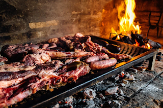 Le depositaron $12,5 millones por error, los devolvió y pidió un asado como recompensa