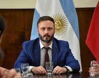 Asamblea de municipales: Azcué pidió conciliación obligatoria y dijo que “el aumento que piden es imposible”
