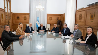 El Gobierno inauguró el Consejo de Mayo: el documento final recién estará en diciembre
