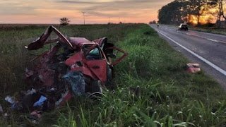 Ruta 18: un camión chocó  un auto detenido en el que viajaba una famila concordiense
