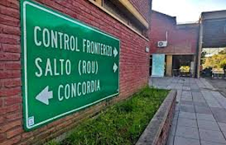 Migraciones refuerza los pasos fronterizos por el fin de Semana Santa: habrá más personal en el cruce Concordia-Salto