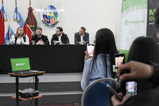 La provincia firmó convenios del programa Microcréditos para el impulso local en Concordia