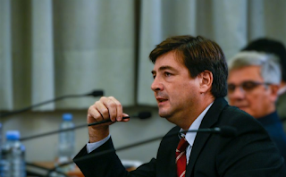 Diputado entrerriano propone quitarle la Asignación Universal a los adolescentes que cometan delitos