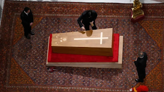 Funeral del papa Francisco: ¿Por qué será una ceremonia fúnebre más simple?