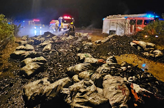Camión cargado de carbón se incendió al norte de Concordia