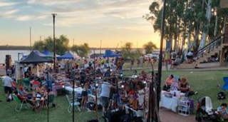 Feria Paseo del Río en Costanera