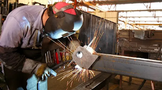 Informe de la UIA: más del 50% de las industrias registró caída en producción y ventas
